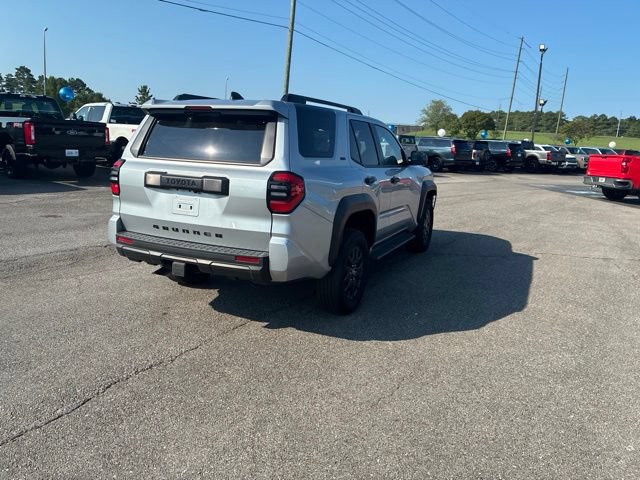Used 2025 Toyota 4Runner SR5 AWD/4WD image 37