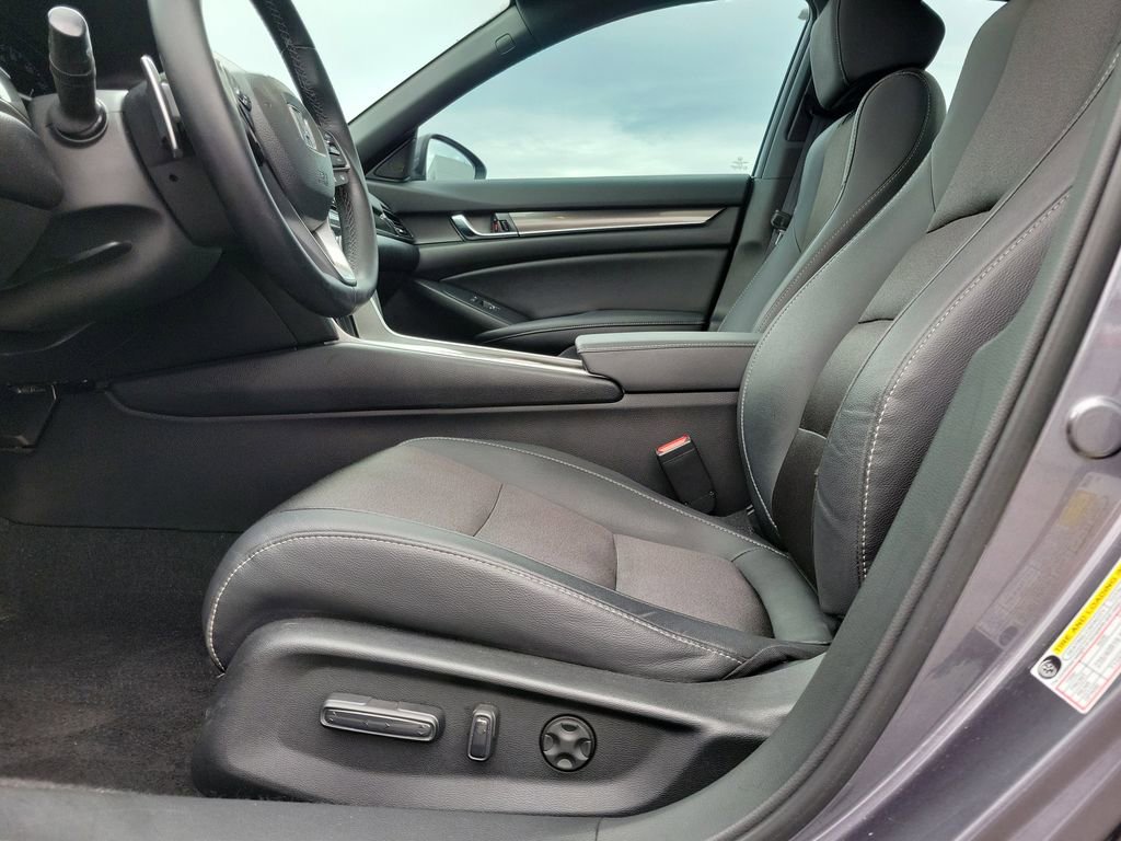 Used 2019 Honda Accord Sport image 19
