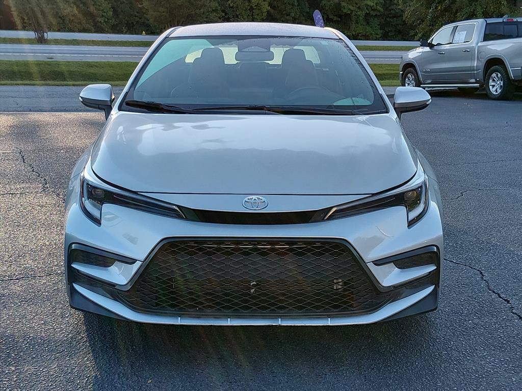 Used 2025 Toyota Corolla SE FWD image 9
