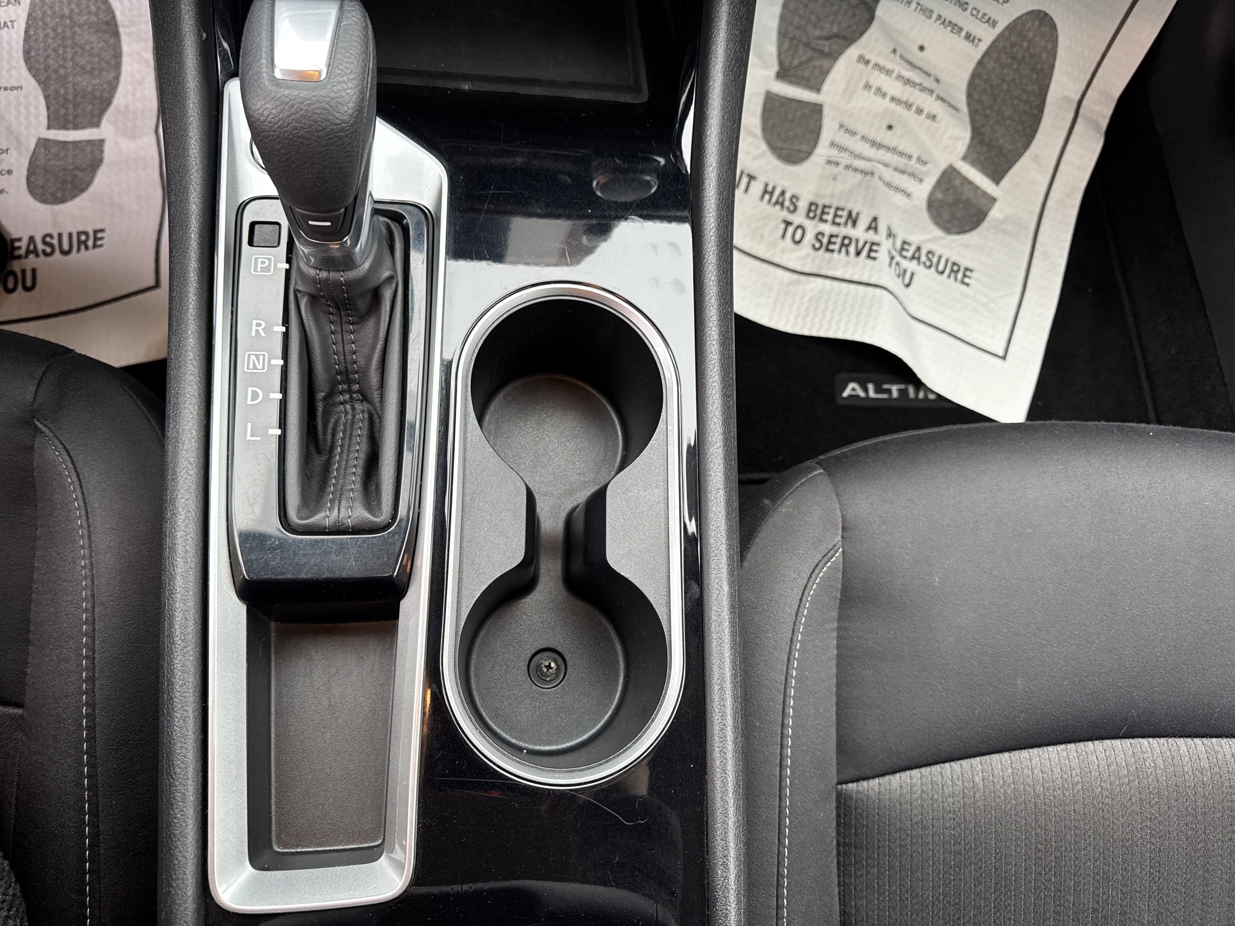 Used 2024 Nissan Altima 2.5 SV image 23