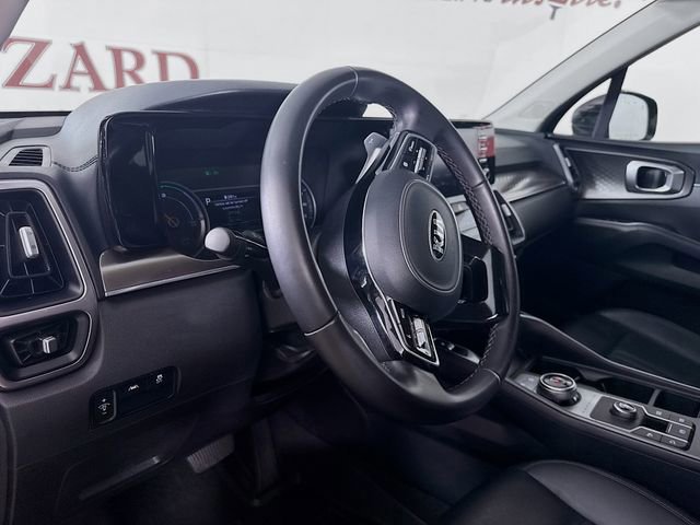Used 2021 Kia Sorento S image 11