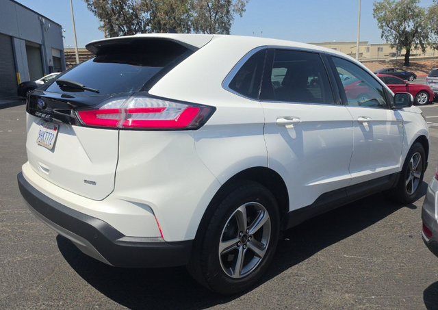 Certified 2023 Ford Edge SEL w/ Convenience Package AWD/4WD image 5