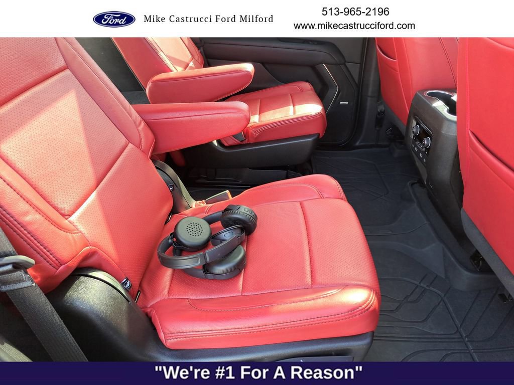 Used 2024 Chevrolet Tahoe Z71 w/ Luxury Package image 27