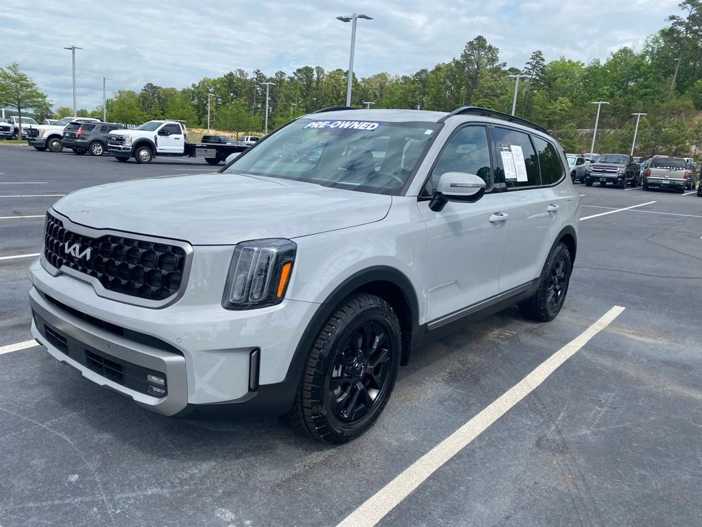 Used 2023 Kia Telluride SX Prestige X-Pro image 3