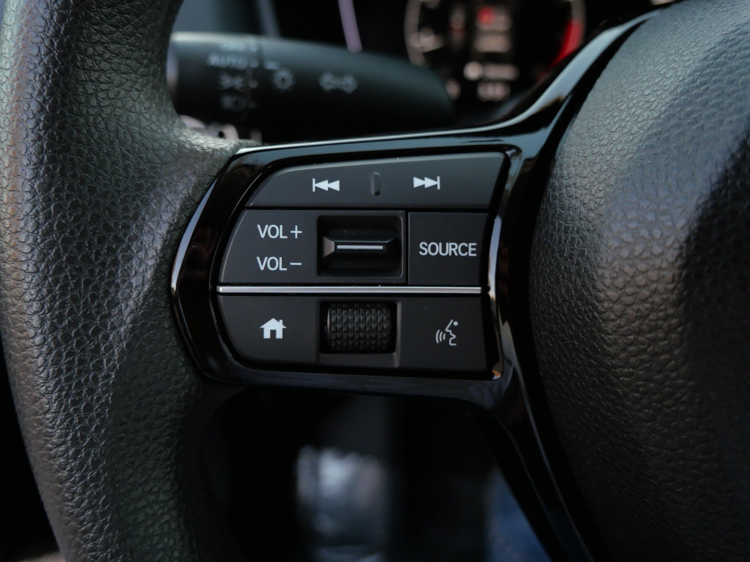 Used 2025 Honda Civic LX image 28