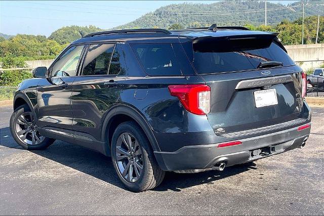 Certified 2022 Ford Explorer XLT w/ Equipment Group 202A RWD image 12
