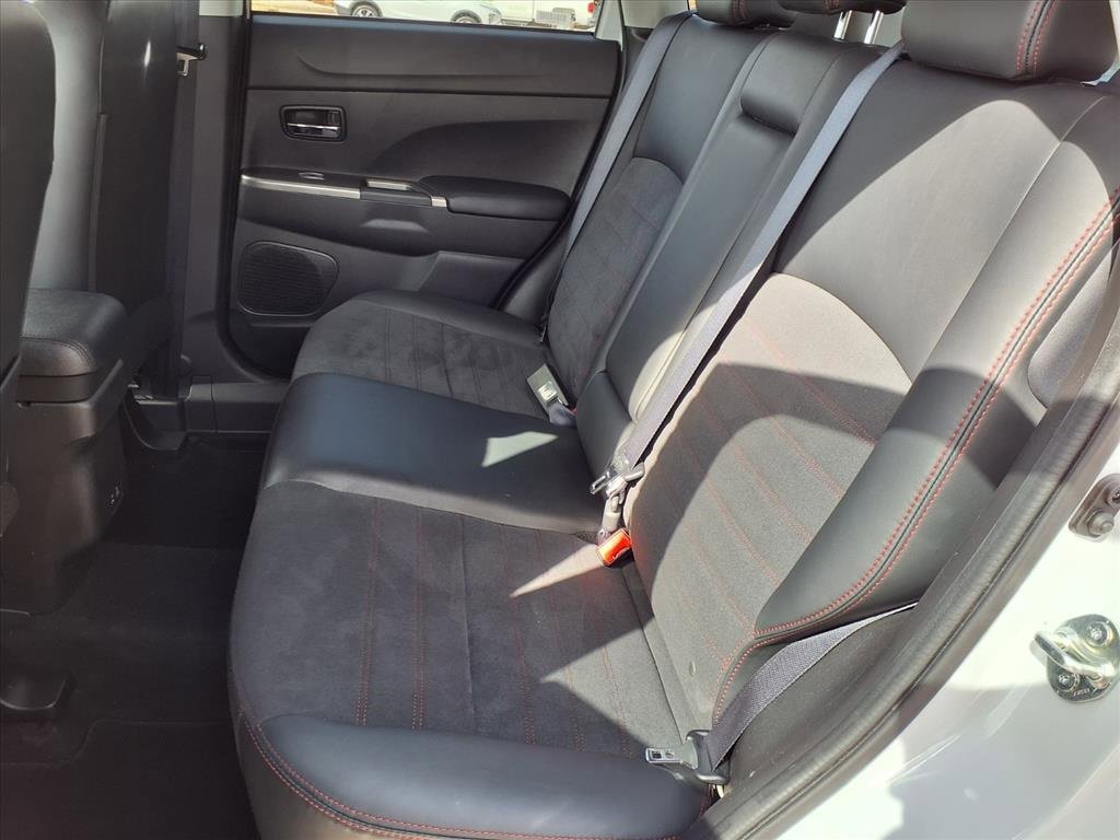 Used 2023 Mitsubishi Outlander Sport ES image 25