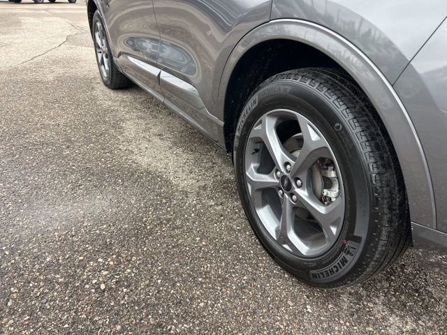 Certified 2023 Ford Escape ST-Line Select w/ Tech Pack #2 image 28