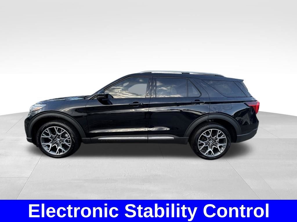 Certified 2025 Ford Explorer Platinum w/ Ultimate Package AWD/4WD image 8