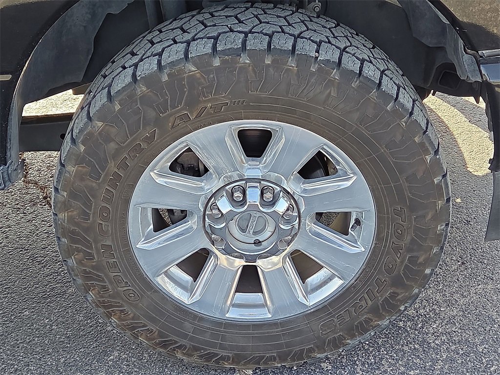 Certified 2021 Ford F250 Platinum w/ FX4 Off-Road Package image 10