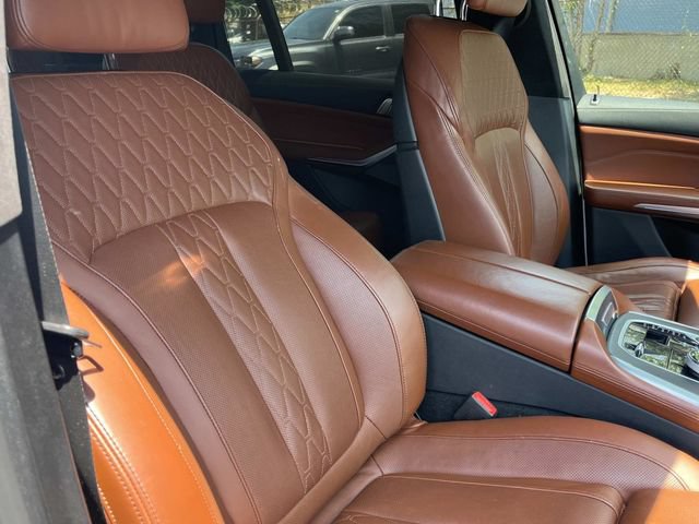 Used 2021 BMW X7 M50i AWD/4WD image 34
