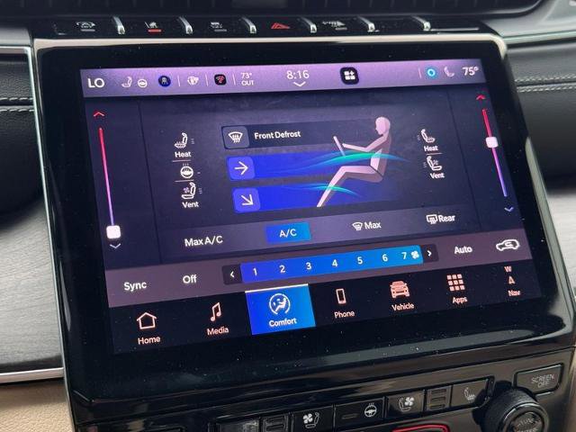 Used 2025 Jeep Grand Cherokee Limited w/ Luxury Tech Group II AWD/4WD image 19