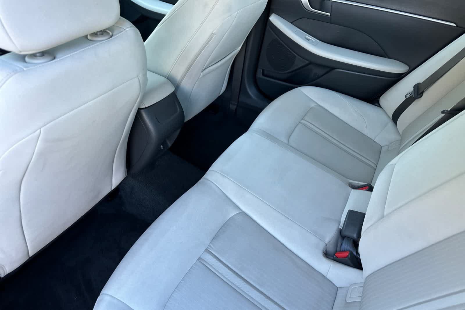 Used 2025 Hyundai Sonata SEL FWD image 4