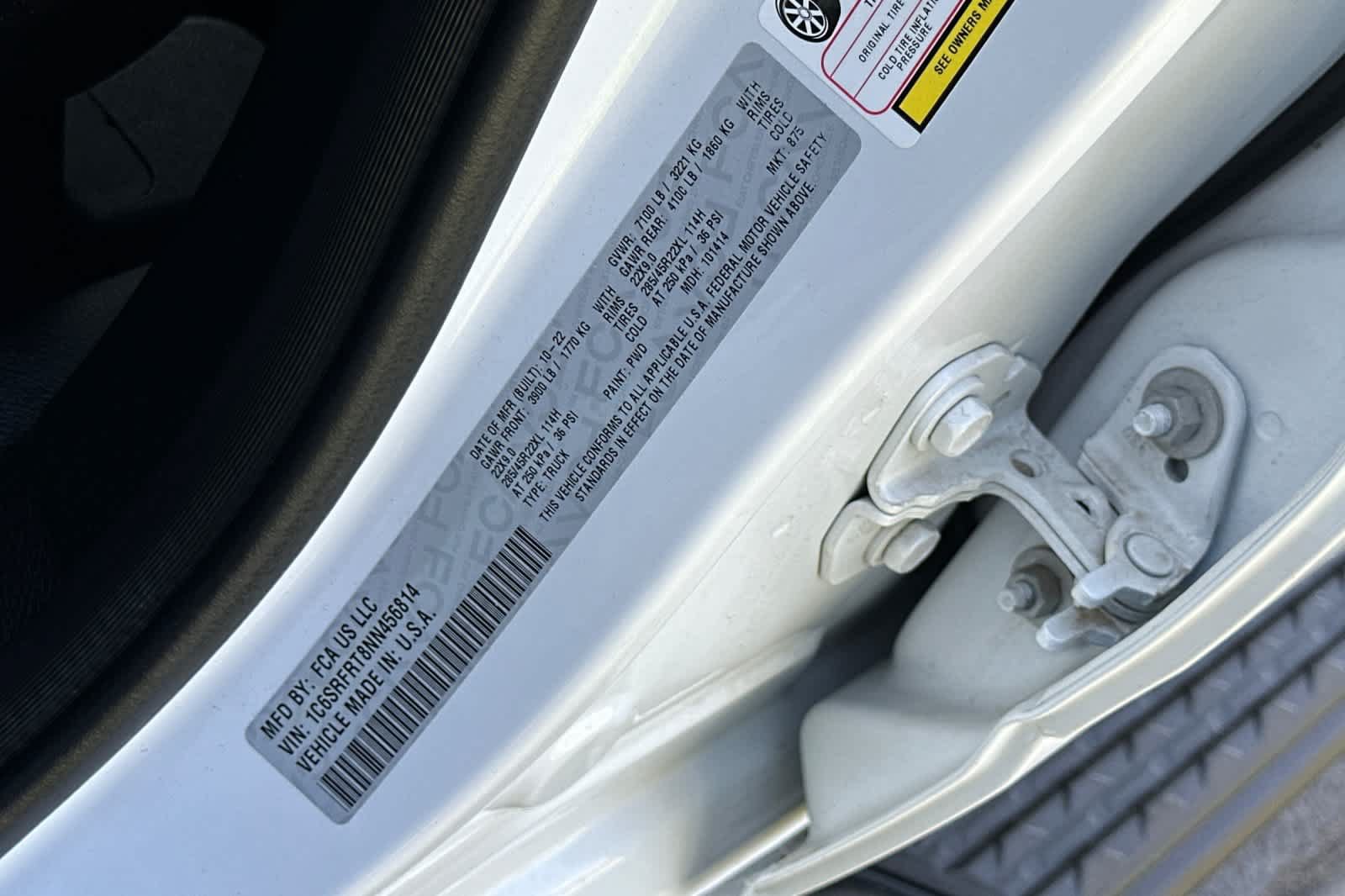 Used 2022 RAM 1500 Laramie AWD/4WD image 28