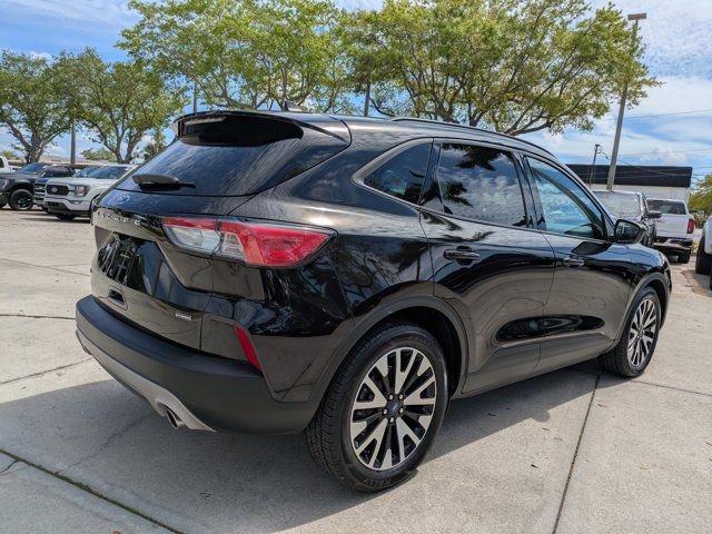 Certified 2020 Ford Escape SE Sport image 4