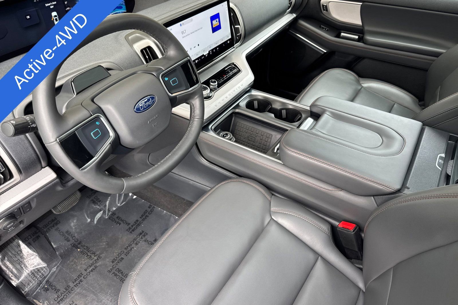 Certified 2025 Ford Expedition Active AWD/4WD image 11