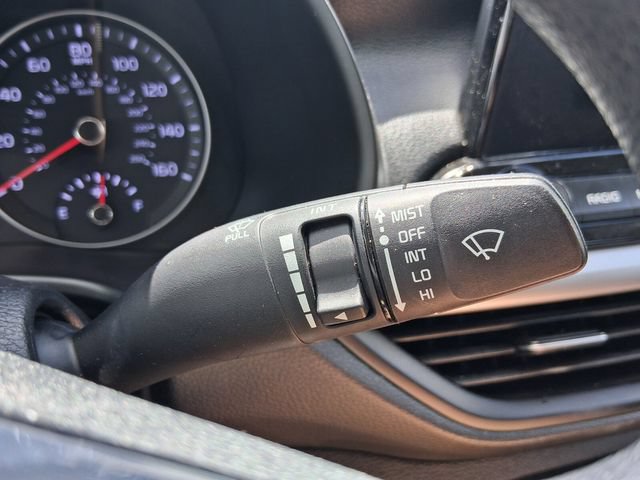 Used 2020 Kia Forte LXS FWD image 30