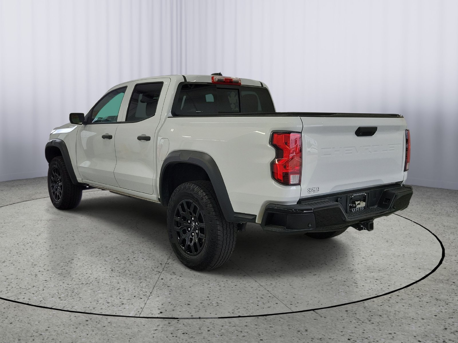 Used 2025 Chevrolet Colorado Trail Boss AWD/4WD image 3