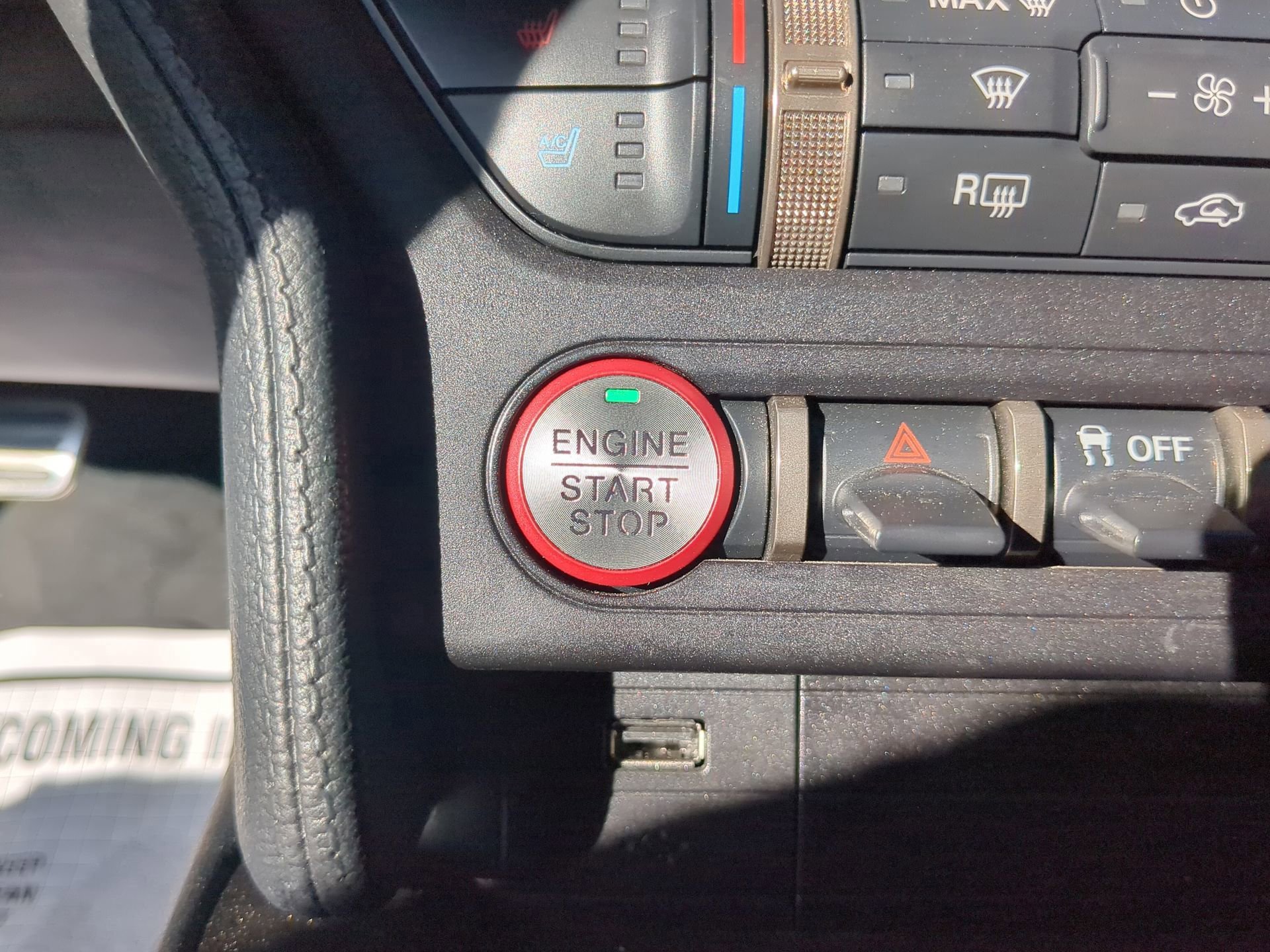 Certified 2022 Ford Mustang Shelby GT500 w/ Technology Package image 58