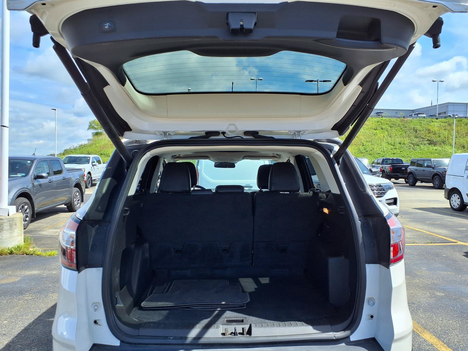 Certified 2018 Ford Escape SEL AWD/4WD image 9