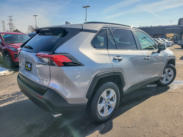 Used 2019 Toyota RAV4 XLE image 6