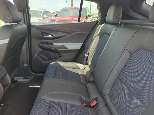 Used 2025 Buick Envista Preferred w/ Convenience I Package FWD image 16
