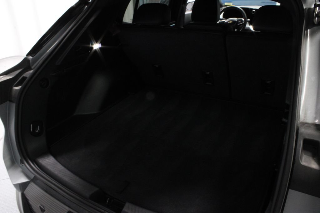 Used 2024 Chevrolet Equinox EV LT FWD image 19