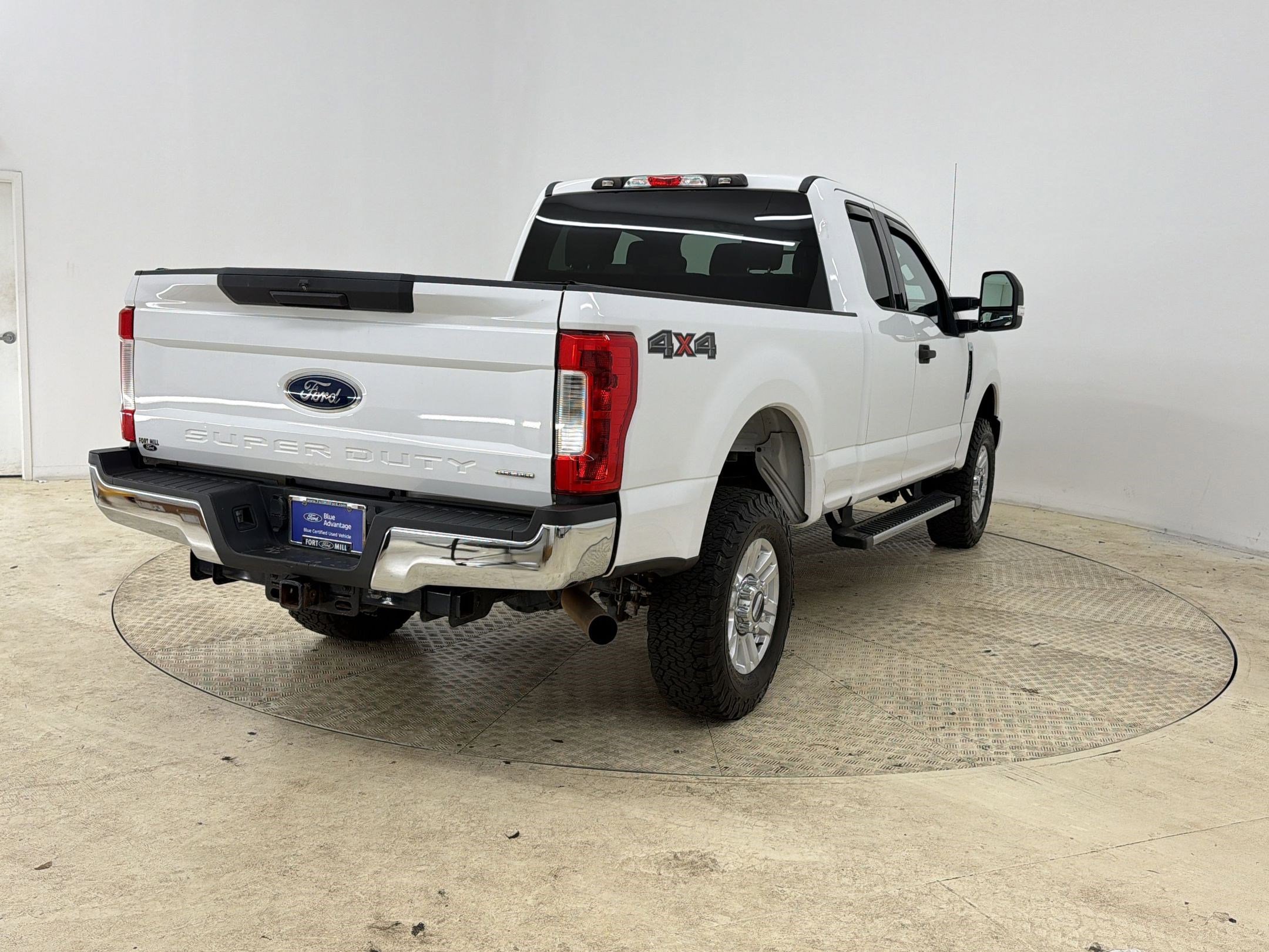 Certified 2018 Ford F250 XLT w/ Advanced Security Pack image 9