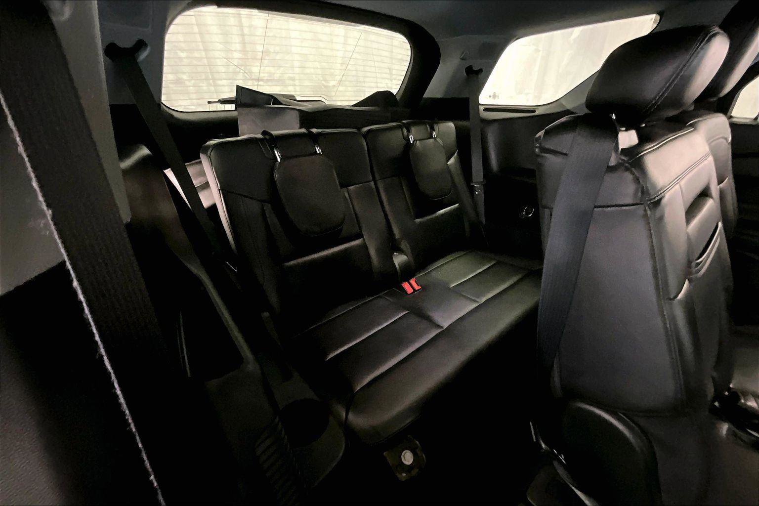 Certified 2022 Ford Explorer Limited w/ Limited Technology Package image 27