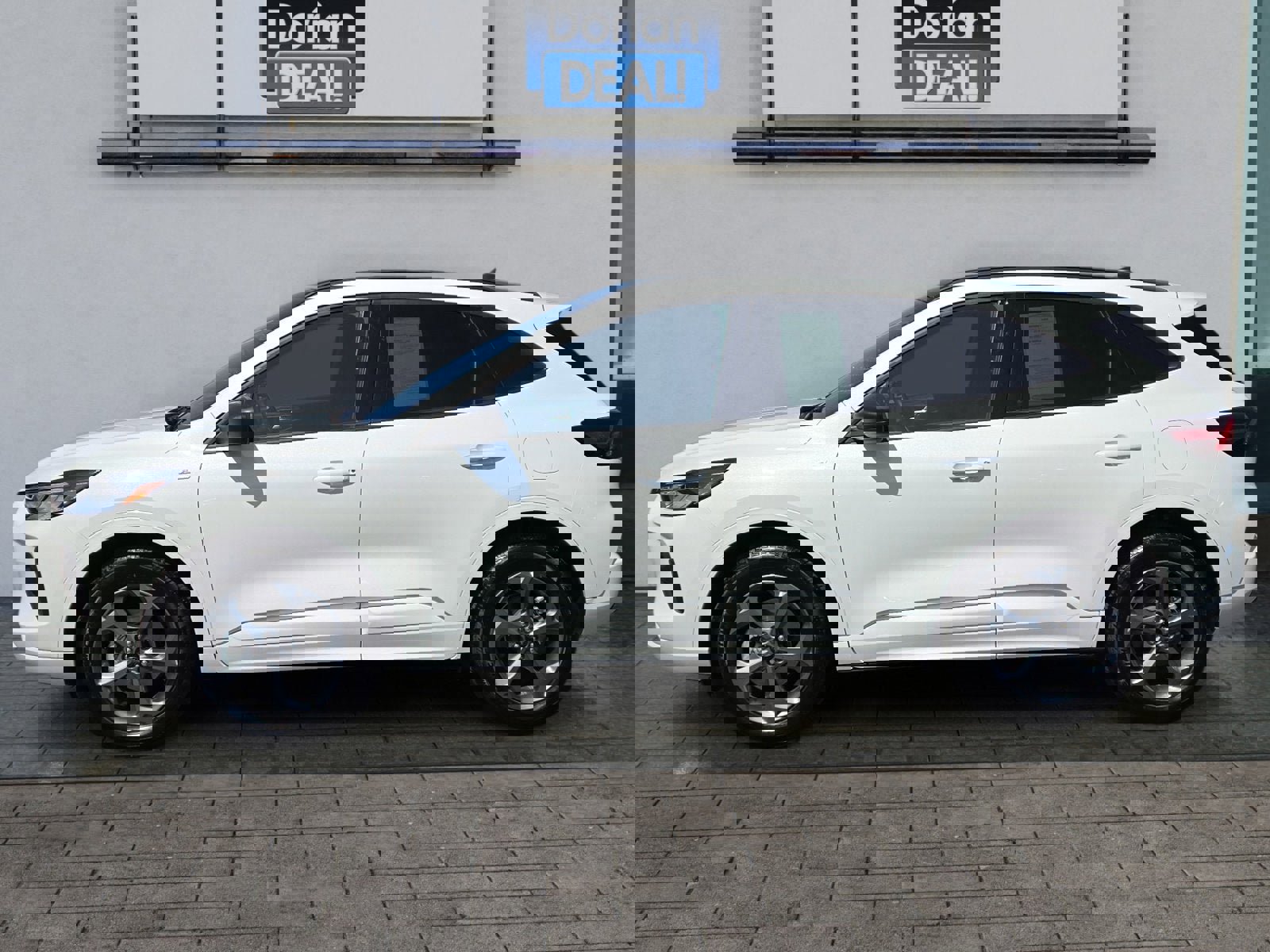 Certified 2023 Ford Escape ST-Line w/ Tech Pack #1 AWD/4WD image 2