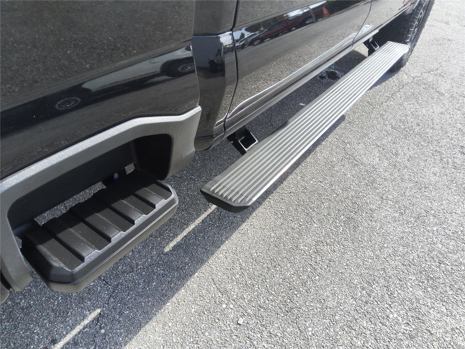 Certified 2024 Ford F350 Platinum w/ Tremor Off-Road Package image 23