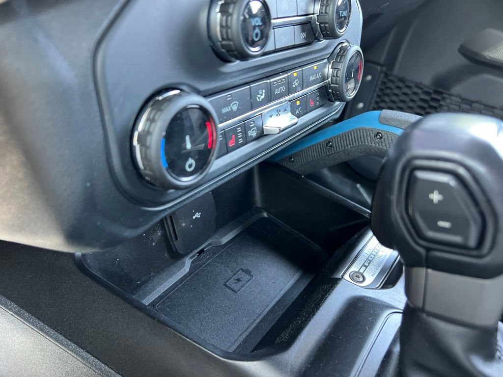 Certified 2022 Ford Bronco Wildtrak AWD/4WD image 31