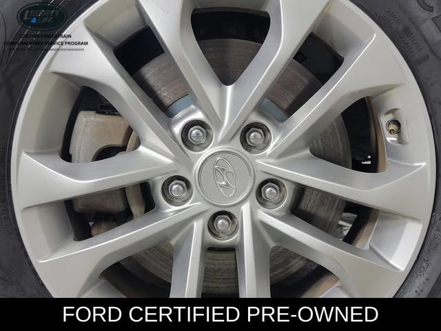 Used 2019 Hyundai Santa Fe SE AWD/4WD image 10