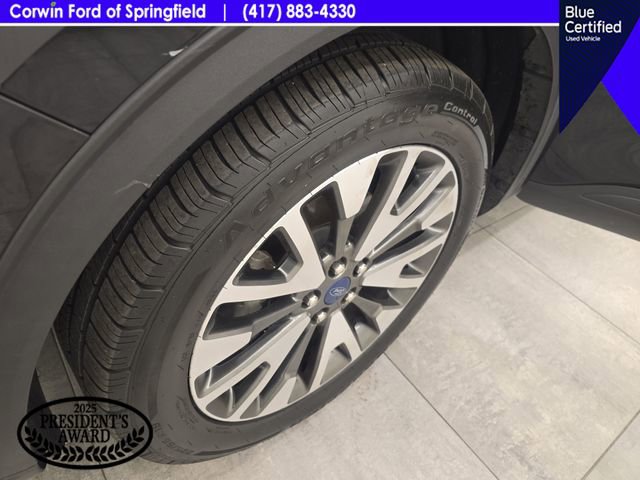 Certified 2020 Ford Escape Titanium image 37