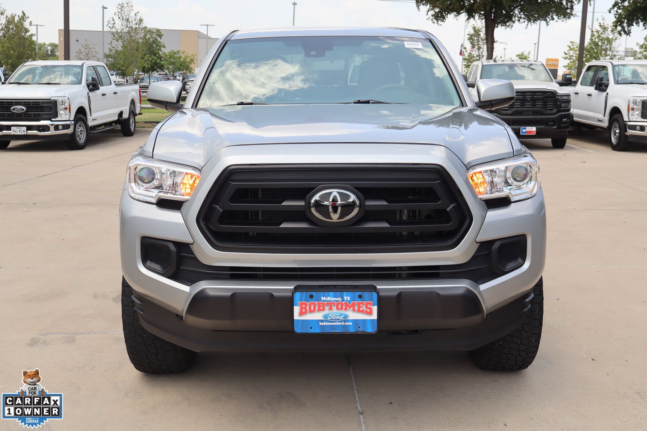 Used 2023 Toyota Tacoma SR AWD/4WD image 9