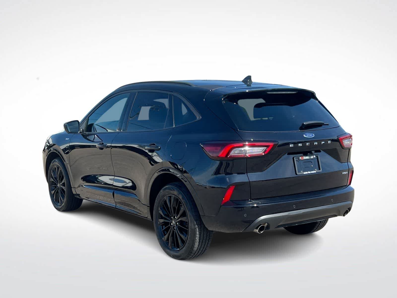 Certified 2023 Ford Escape ST-Line Elite AWD/4WD image 6