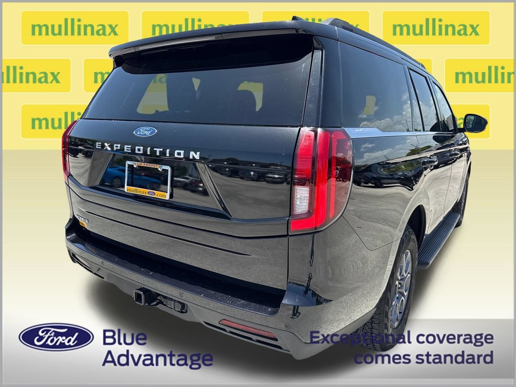 Certified 2025 Ford Expedition Active RWD image 4