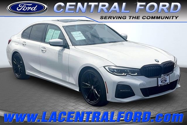 Used 2020 BMW 330i Sedan w/ M Sport Package RWD image 1