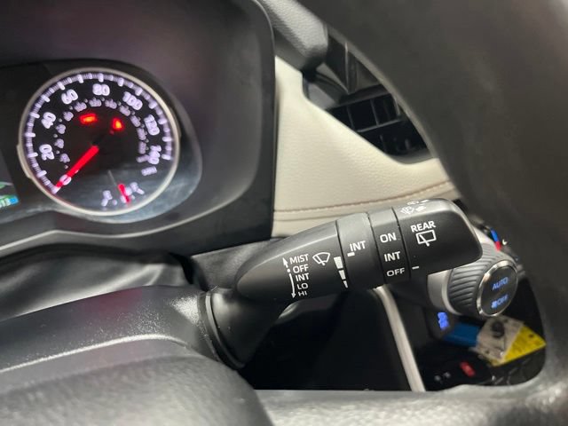 Used 2022 Toyota RAV4 XLE AWD/4WD image 52