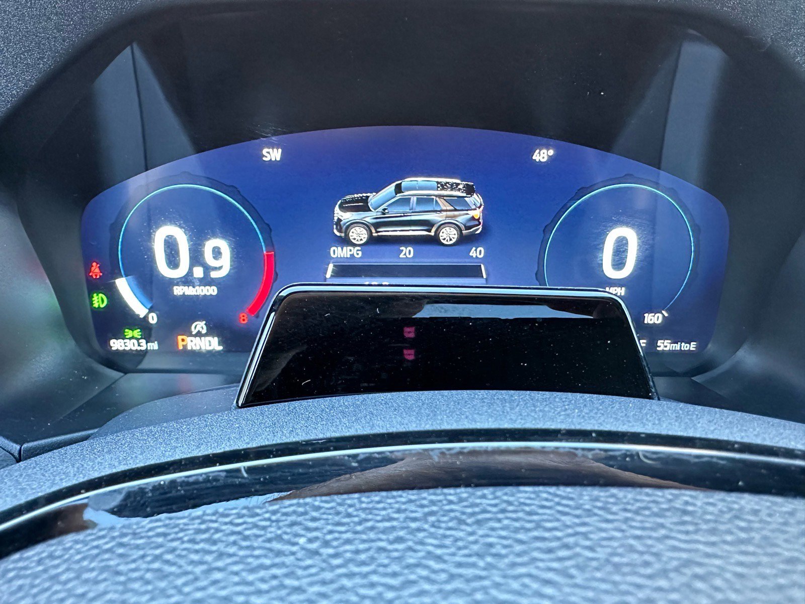 Certified 2025 Ford Explorer Platinum w/ LUX Leather Package image 35