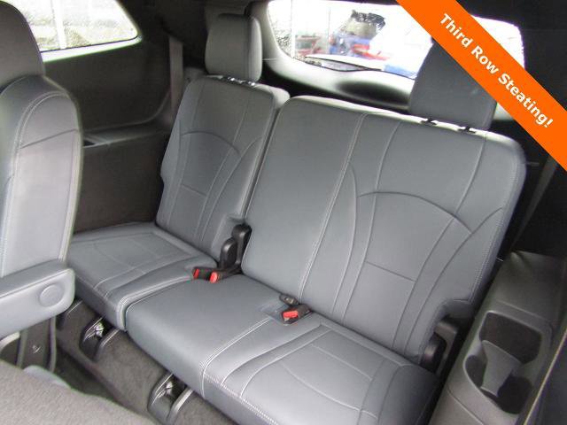 Used 2024 Buick Enclave Essence w/ Sport Touring Edition AWD/4WD image 19