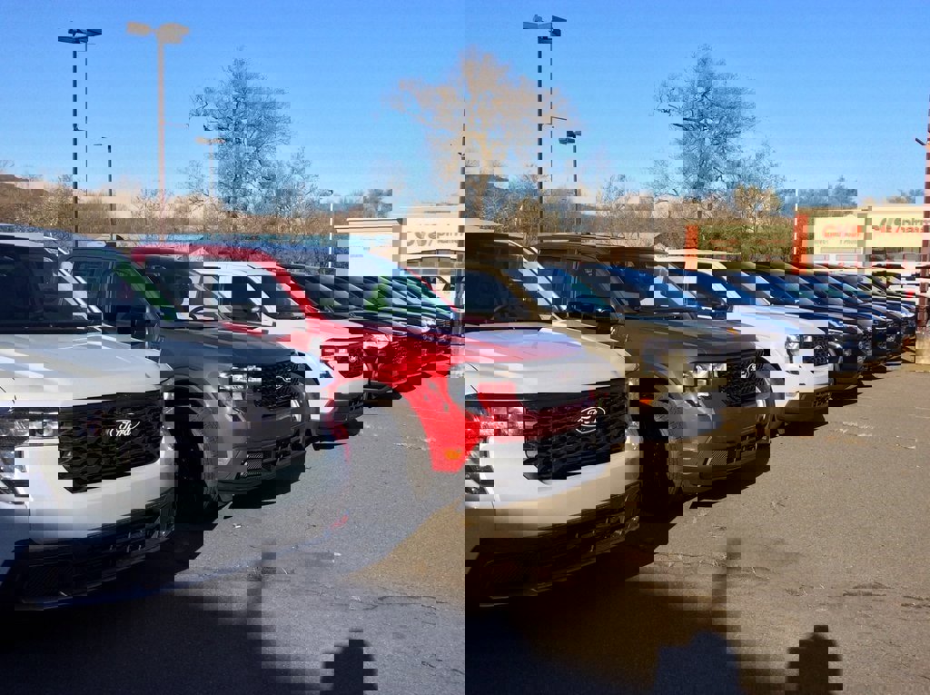 Used 2023 Toyota Tundra SR image 40