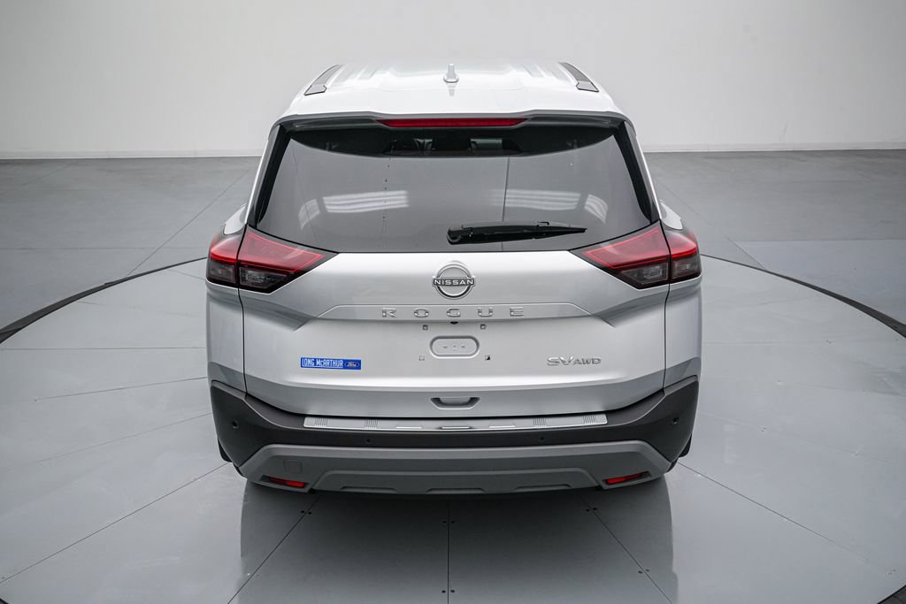 Used 2023 Nissan Rogue SV AWD/4WD image 6