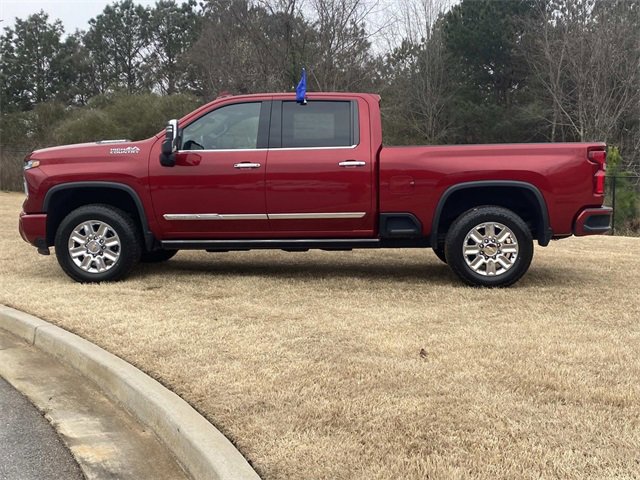 Used 2024 Chevrolet Silverado 2500 High Country w/ High Country Premium Package video 2