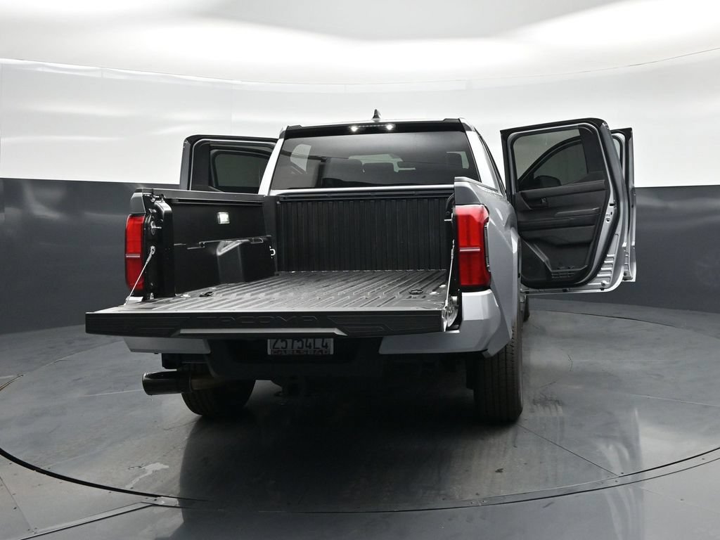 Used 2026 Toyota Tacoma SR5 RWD image 27