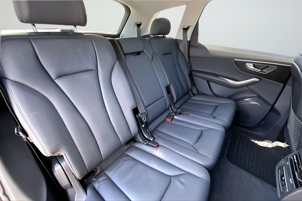 Used 2022 Audi Q7 3.0T Premium AWD/4WD image 19