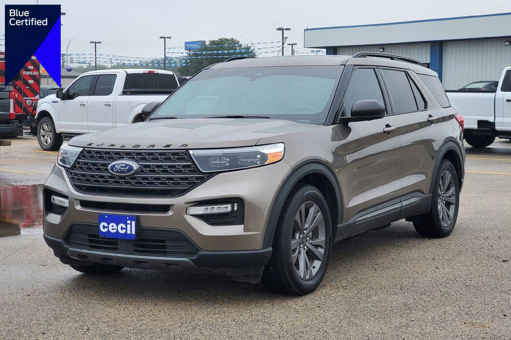 Certified 2021 Ford Explorer XLT w/ Equipment Group 202A RWD image 1