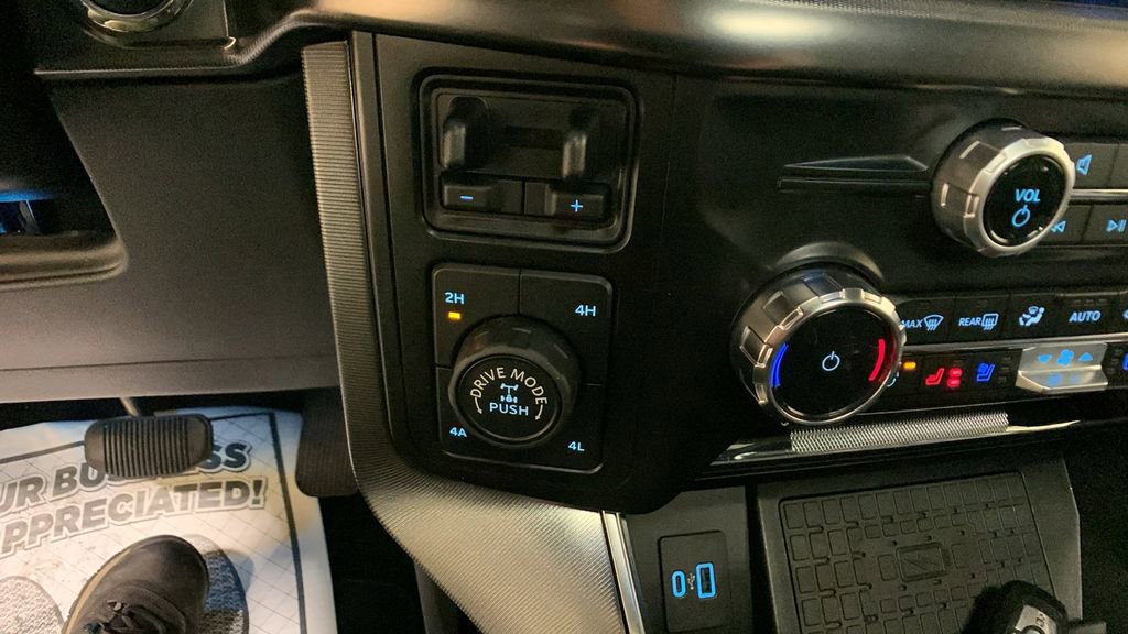 Certified 2024 Ford F150 Platinum w/ Equipment Group 702A High image 46