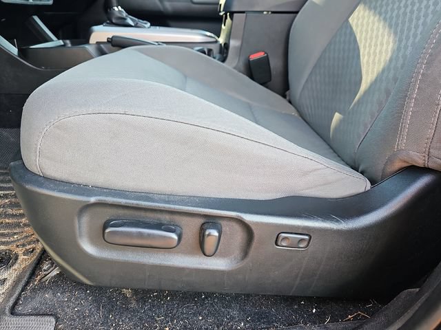 Used 2022 Toyota Tacoma SR5 w/ Technology Package RWD image 12
