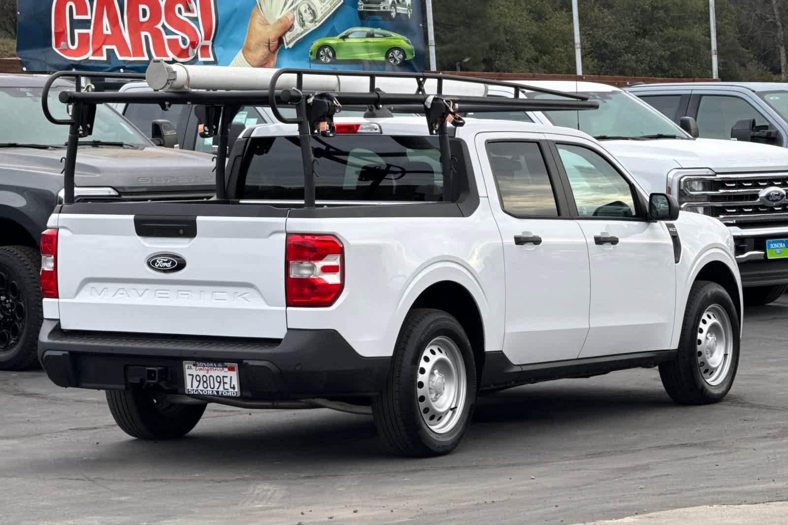 Certified 2025 Ford Maverick XLT w/ Equipment Group 302A AWD/4WD image 4